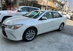 تۆیۆتا کامری